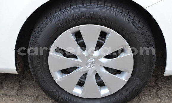 Nunua Ilio tumika Toyota Corolla White Gari ndani ya Bulembu nchini Hhohho Nunua Ilio tumika Toyota Corolla White Gari ndani ya Bulembu nchini Hhohho