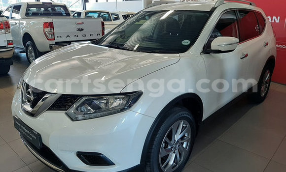 Nunua Ilio tumika Nissan X–Trail White Gari ndani ya Mbabane nchini Manzini Nunua Ilio tumika Nissan X–Trail White Gari ndani ya Mbabane nchini Manzini