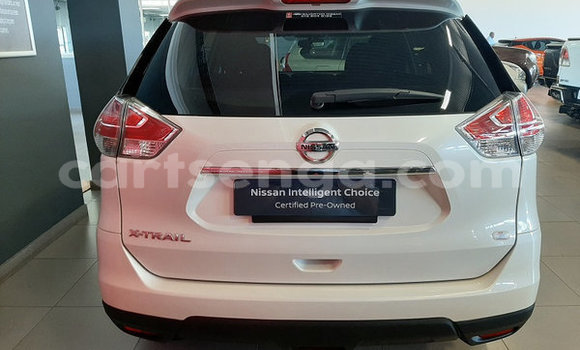 Nunua Ilio tumika Nissan X–Trail White Gari ndani ya Mbabane nchini Manzini Nunua Ilio tumika Nissan X–Trail White Gari ndani ya Mbabane nchini Manzini