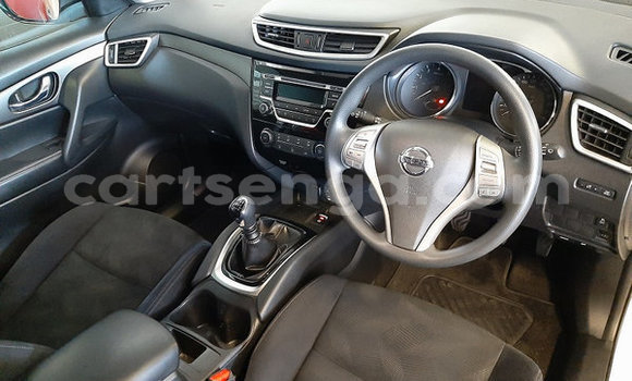 Nunua Ilio tumika Nissan X–Trail White Gari ndani ya Mbabane nchini Manzini Nunua Ilio tumika Nissan X–Trail White Gari ndani ya Mbabane nchini Manzini