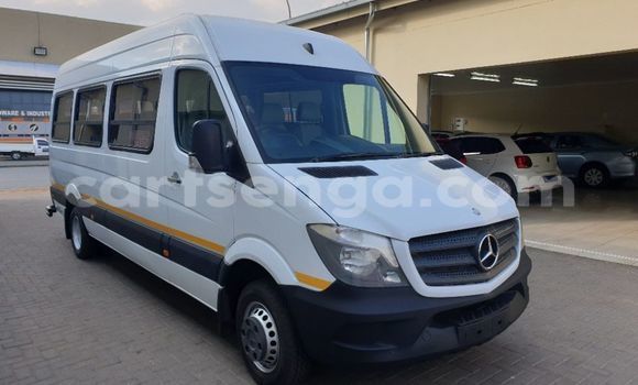 Buy Used Mercedes‒Benz AMG GLC White Car in Manzini in Manzini Buy Used Mercedes‒Benz AMG GLC White Car in Manzini in Manzini