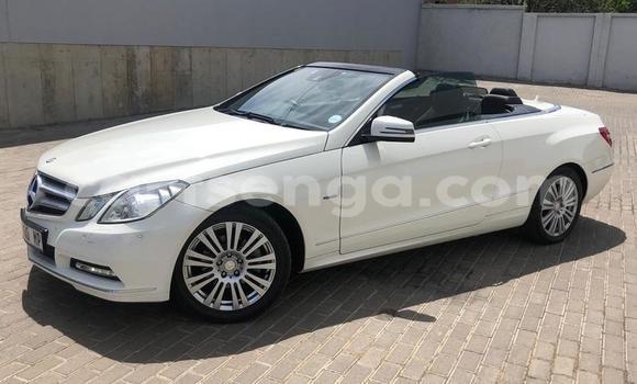 Buy Used Mercedes‒Benz C–Class White Car in Manzini in Manzini Buy Used Mercedes‒Benz C–Class White Car in Manzini in Manzini