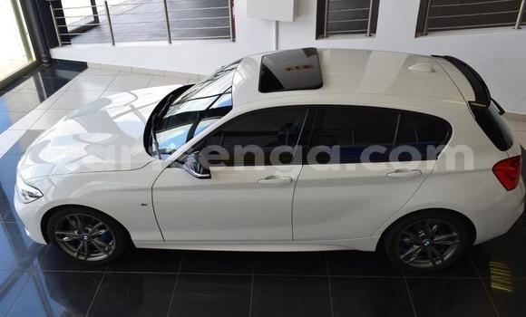 Acheter Occasion Voiture BMW 1–Series Blanc à Manzini, Manzini Acheter Occasion Voiture BMW 1–Series Blanc à Manzini, Manzini