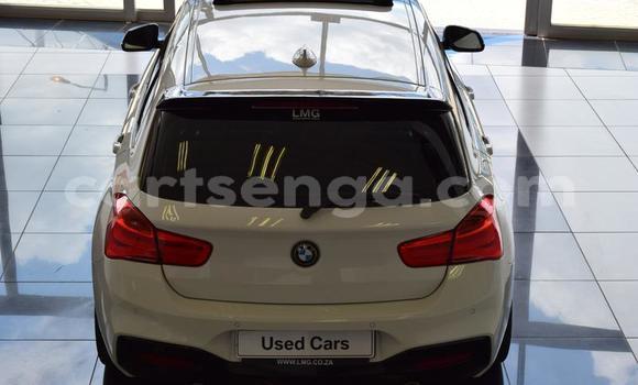 Acheter Occasion Voiture BMW 1–Series Blanc à Manzini, Manzini Acheter Occasion Voiture BMW 1–Series Blanc à Manzini, Manzini