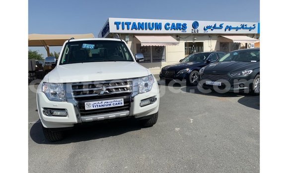 Nunua Imported Mitsubishi Pajero White Gari ndani ya Import - Dubai nchini Hhohho Nunua Imported Mitsubishi Pajero White Gari ndani ya Import - Dubai nchini Hhohho