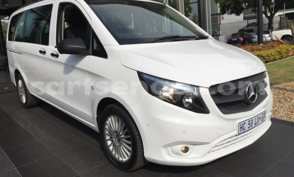 Acheter Occasion Voiture Mercedes‒Benz Vito Blanc à Big Bend, Lubombo Acheter Occasion Voiture Mercedes‒Benz Vito Blanc à Big Bend, Lubombo