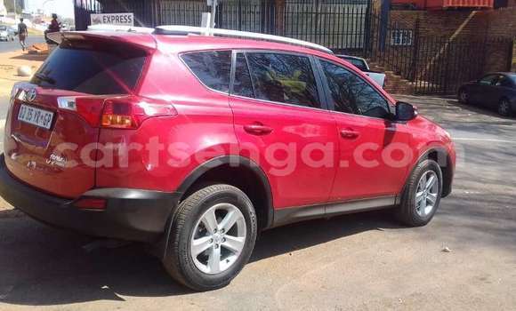 Nunua Ilio tumika Toyota RAV4 Red Gari ndani ya Manzini nchini Manzini Nunua Ilio tumika Toyota RAV4 Red Gari ndani ya Manzini nchini Manzini