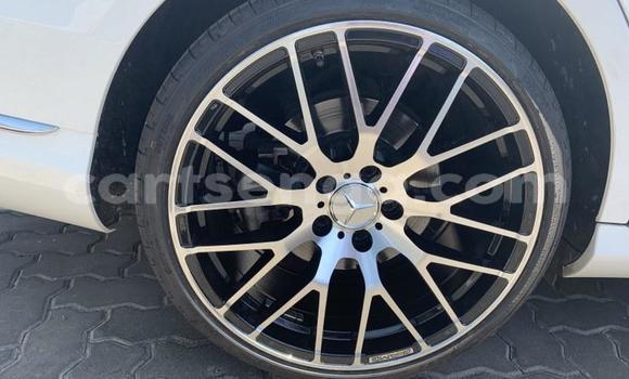 Acheter Occasion Voiture Mercedes‒Benz C–Class Blanc à Big Bend, Lubombo Acheter Occasion Voiture Mercedes‒Benz C–Class Blanc à Big Bend, Lubombo