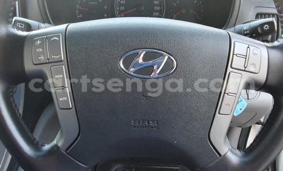 Acheter Occasion Voiture Hyundai H1 Blanc à Mbabane, Manzini Acheter Occasion Voiture Hyundai H1 Blanc à Mbabane, Manzini