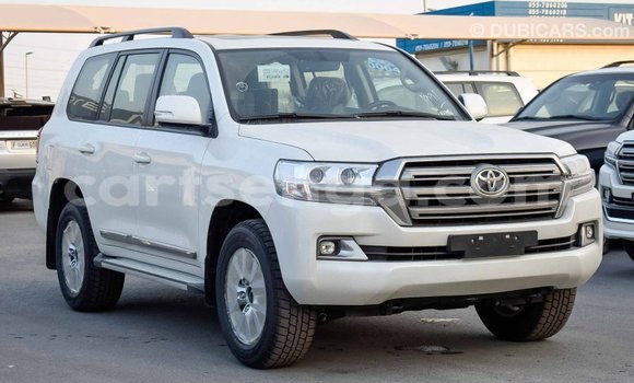 Buy Import Toyota Land Cruiser Other Car in Import - Dubai in Hhohho Buy Import Toyota Land Cruiser Other Car in Import - Dubai in Hhohho