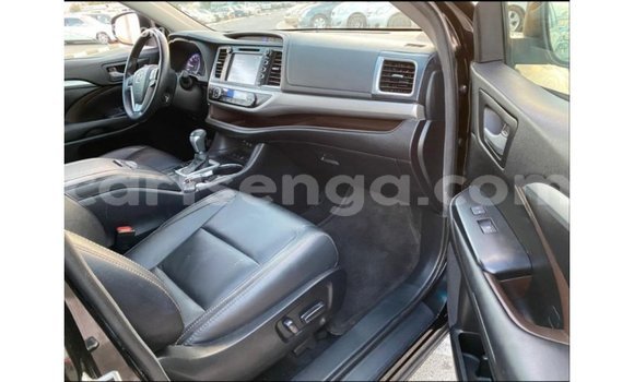 Buy Import Toyota Highlander Black Car in Import - Dubai in Hhohho Buy Import Toyota Highlander Black Car in Import - Dubai in Hhohho
