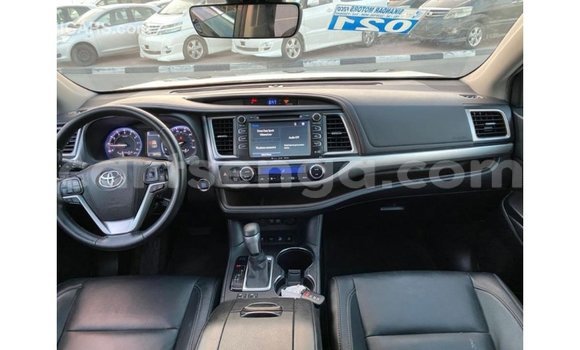 Buy Import Toyota Highlander Black Car in Import - Dubai in Hhohho Buy Import Toyota Highlander Black Car in Import - Dubai in Hhohho