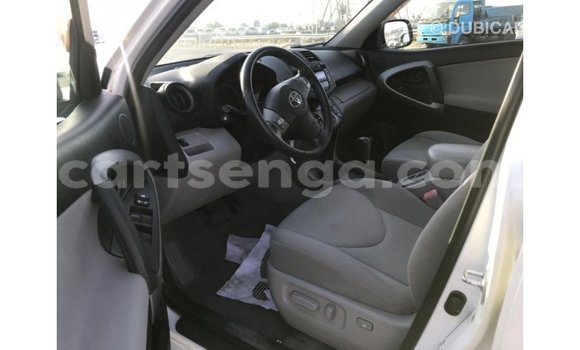 Buy Import Toyota 4Runner White Car in Import - Dubai in Hhohho Buy Import Toyota 4Runner White Car in Import - Dubai in Hhohho