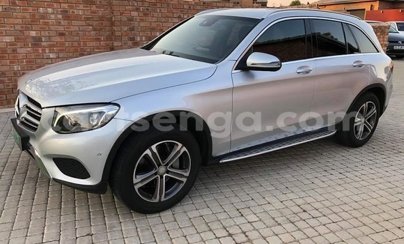 Buy Used Mercedes‒Benz GLC Silver Car in Manzini in Manzini Buy Used Mercedes‒Benz GLC Silver Car in Manzini in Manzini