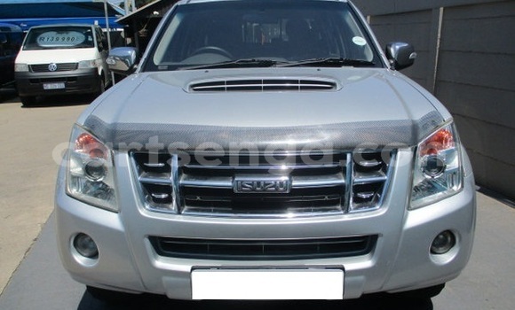 Nunua Ilio tumika Isuzu KB White Gari ndani ya Ezulwini nchini Hhohho Nunua Ilio tumika Isuzu KB White Gari ndani ya Ezulwini nchini Hhohho