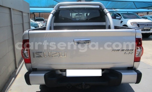 Nunua Ilio tumika Isuzu KB White Gari ndani ya Ezulwini nchini Hhohho Nunua Ilio tumika Isuzu KB White Gari ndani ya Ezulwini nchini Hhohho