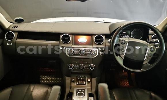 Nunua Ilio tumika Land Rover Discovery White Gari ndani ya Ezulwini nchini Hhohho Nunua Ilio tumika Land Rover Discovery White Gari ndani ya Ezulwini nchini Hhohho