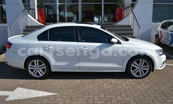 Acheter Occasion Voiture Volkswagen Jetta Blanc à Ezulwini, Hhohho Acheter Occasion Voiture Volkswagen Jetta Blanc à Ezulwini, Hhohho
