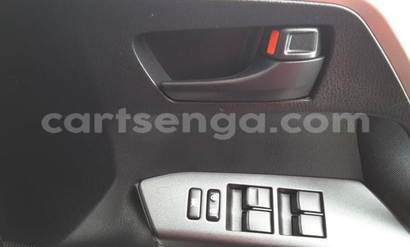 Nunua Ilio tumika Toyota RAV4 White Gari ndani ya Ezulwini nchini Hhohho Nunua Ilio tumika Toyota RAV4 White Gari ndani ya Ezulwini nchini Hhohho