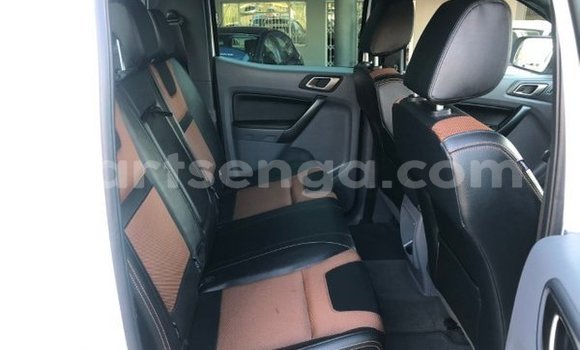 Acheter Occasion Voiture Ford Ranger Blanc à Hlatikulu, Shiselweni District Acheter Occasion Voiture Ford Ranger Blanc à Hlatikulu, Shiselweni District