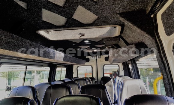 Acheter Occasion Voiture IVECO Massif Blanc à Ezulwini, Hhohho Acheter Occasion Voiture IVECO Massif Blanc à Ezulwini, Hhohho