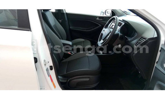 Buy Used Hyundai i20 White Car in Big Bend in Lubombo District Buy Used Hyundai i20 White Car in Big Bend in Lubombo District