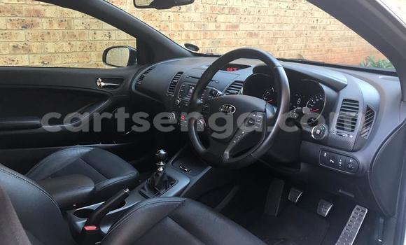 Acheter Occasion Voiture Kia Cerato Blanc à Big Bend, Lubombo District Acheter Occasion Voiture Kia Cerato Blanc à Big Bend, Lubombo District