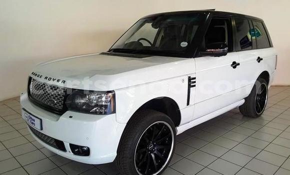 Nunua Ilio tumika Land Rover Range Rover White Gari ndani ya Ezulwini nchini Hhohho Nunua Ilio tumika Land Rover Range Rover White Gari ndani ya Ezulwini nchini Hhohho