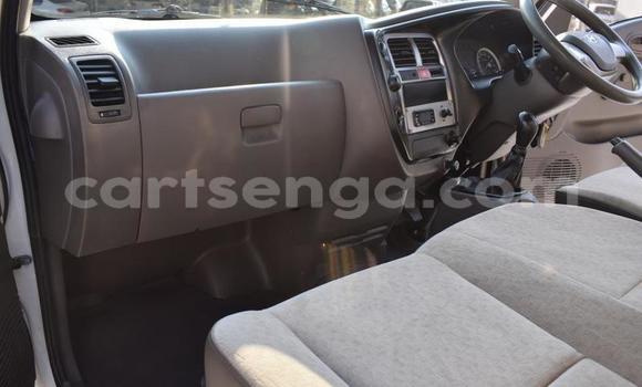 Buy Used Hyundai H200 White Car in Ezulwini in Hhohho Buy Used Hyundai H200 White Car in Ezulwini in Hhohho