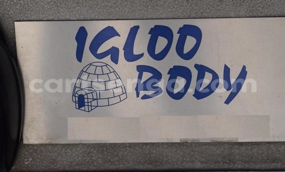 Buy Used Hyundai H200 White Car in Ezulwini in Hhohho Buy Used Hyundai H200 White Car in Ezulwini in Hhohho