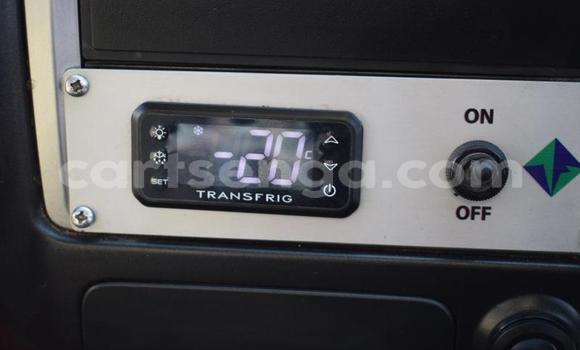 Buy Used Hyundai H200 White Car in Ezulwini in Hhohho Buy Used Hyundai H200 White Car in Ezulwini in Hhohho