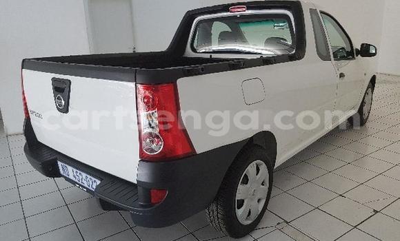 Nunua Ilio tumika Nissan NV200 White Gari ndani ya Bulembu nchini Hhohho Nunua Ilio tumika Nissan NV200 White Gari ndani ya Bulembu nchini Hhohho