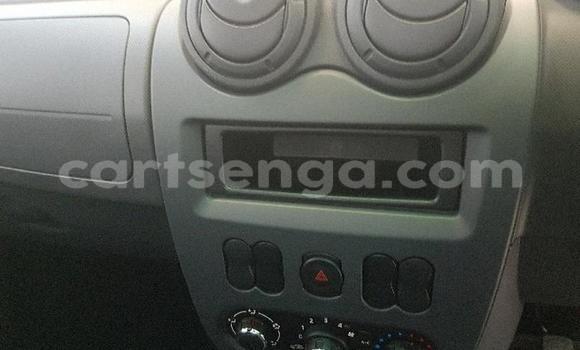 Nunua Ilio tumika Nissan NV200 White Gari ndani ya Bulembu nchini Hhohho Nunua Ilio tumika Nissan NV200 White Gari ndani ya Bulembu nchini Hhohho