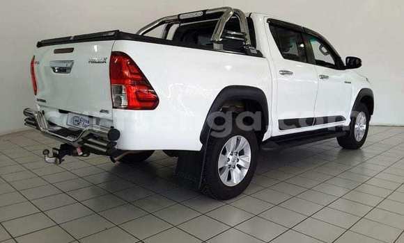 Acheter Occasion Voiture Toyota Hilux Blanc à Big Bend, Lubombo District Acheter Occasion Voiture Toyota Hilux Blanc à Big Bend, Lubombo District