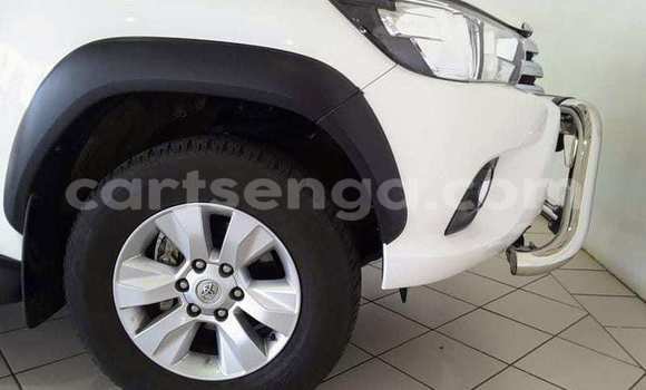 Acheter Occasion Voiture Toyota Hilux Blanc à Big Bend, Lubombo District Acheter Occasion Voiture Toyota Hilux Blanc à Big Bend, Lubombo District