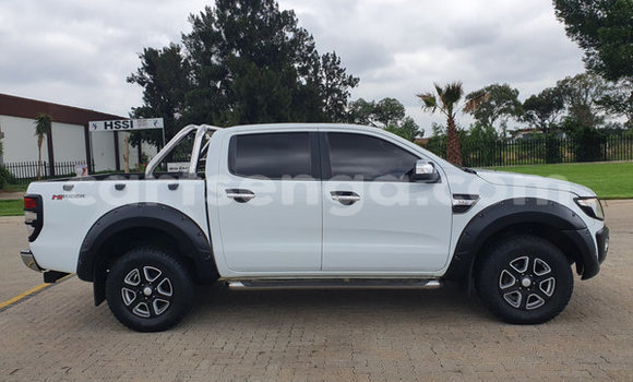 Nunua Ilio tumika Ford Ranger White Gari ndani ya Ezulwini nchini Hhohho Nunua Ilio tumika Ford Ranger White Gari ndani ya Ezulwini nchini Hhohho