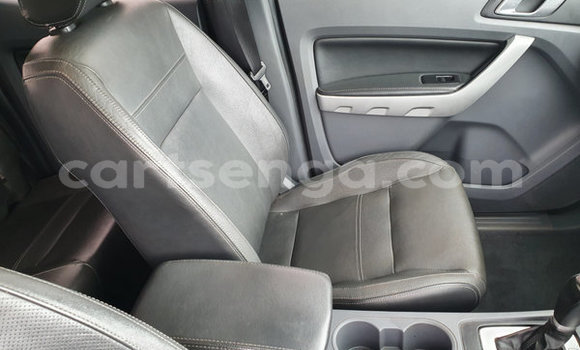 Nunua Ilio tumika Ford Ranger White Gari ndani ya Ezulwini nchini Hhohho Nunua Ilio tumika Ford Ranger White Gari ndani ya Ezulwini nchini Hhohho