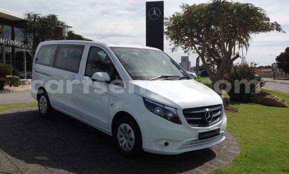 Acheter Occasion Voiture Mercedes‒Benz Vito Blanc à Ezulwini, Hhohho Acheter Occasion Voiture Mercedes‒Benz Vito Blanc à Ezulwini, Hhohho