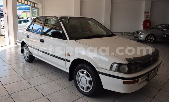 Acheter Occasion Voiture Toyota Corolla Blanc à Ezulwini, Hhohho Acheter Occasion Voiture Toyota Corolla Blanc à Ezulwini, Hhohho