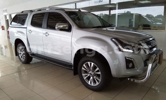 Acheter Occasion Voiture Isuzu KB Gris à Ezulwini, Hhohho Acheter Occasion Voiture Isuzu KB Gris à Ezulwini, Hhohho