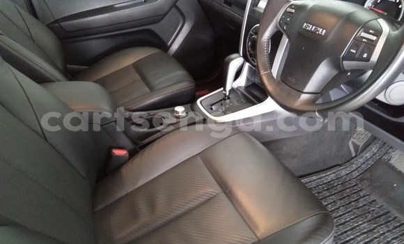 Acheter Occasion Voiture Isuzu KB Gris à Ezulwini, Hhohho Acheter Occasion Voiture Isuzu KB Gris à Ezulwini, Hhohho