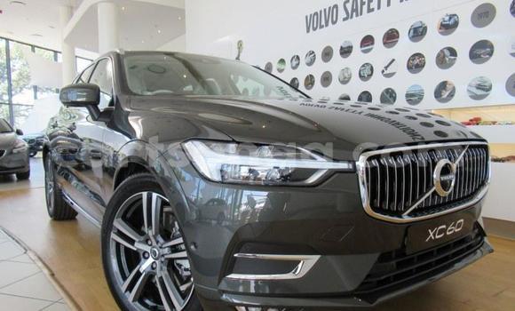 Nunua Ilio tumika Volvo XC60 Black Gari ndani ya Mbabane nchini Manzini Nunua Ilio tumika Volvo XC60 Black Gari ndani ya Mbabane nchini Manzini