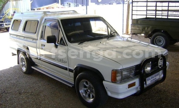 Acheter Occasion Voiture Toyota Hilux Blanc à Ezulwini, Hhohho Acheter Occasion Voiture Toyota Hilux Blanc à Ezulwini, Hhohho