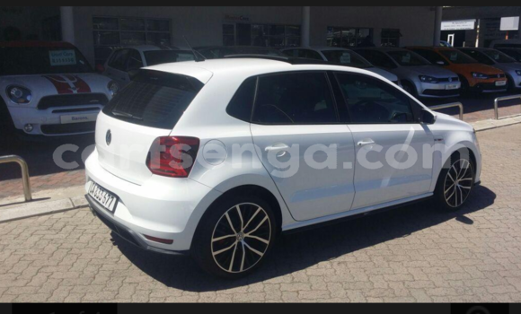 Nunua Ilio tumika Volkswagen Polo GTI White Gari ndani ya Bulembu nchini Hhohho Nunua Ilio tumika Volkswagen Polo GTI White Gari ndani ya Bulembu nchini Hhohho