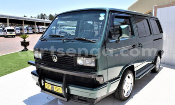 Acheter Occasion Voiture Volkswagen Caravelle Gris à Bulembu, Hhohho Acheter Occasion Voiture Volkswagen Caravelle Gris à Bulembu, Hhohho
