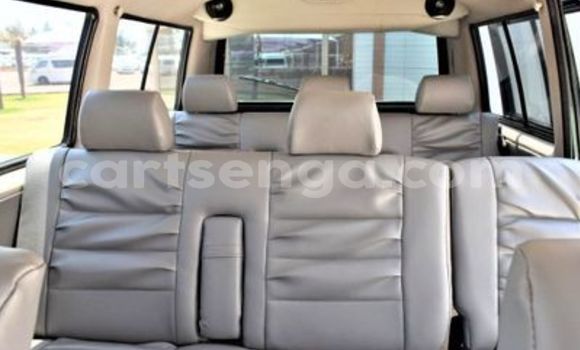 Acheter Occasion Voiture Volkswagen Caravelle Gris à Bulembu, Hhohho Acheter Occasion Voiture Volkswagen Caravelle Gris à Bulembu, Hhohho