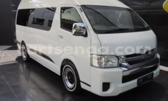 Acheter Occasion Voiture Toyota Hiace Blanc à Bulembu, Hhohho Acheter Occasion Voiture Toyota Hiace Blanc à Bulembu, Hhohho