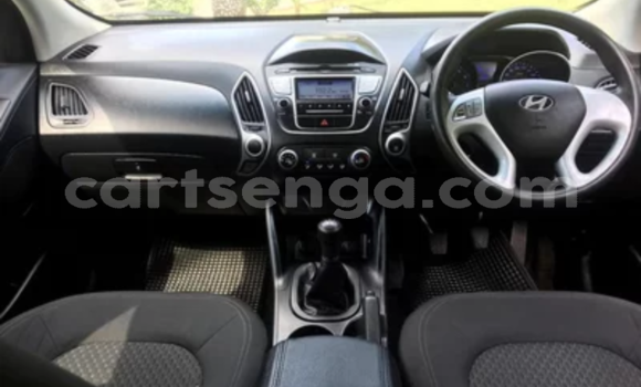 Acheter Occasion Voiture Hyundai ix35 Blanc à Ezulwini, Hhohho Acheter Occasion Voiture Hyundai ix35 Blanc à Ezulwini, Hhohho