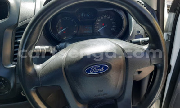 Acheter Occasion Voiture Ford Ranger Blanc à Ezulwini, Hhohho Acheter Occasion Voiture Ford Ranger Blanc à Ezulwini, Hhohho