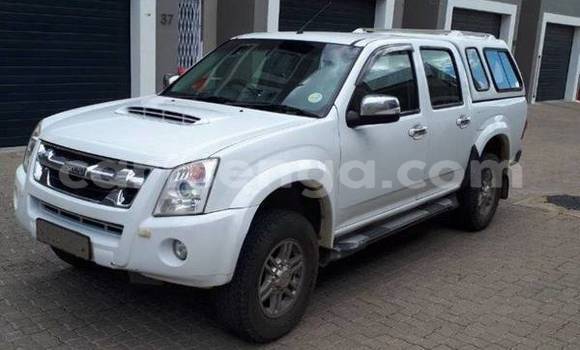 Acheter Occasion Voiture Isuzu KB Blanc à Ezulwini, Hhohho Acheter Occasion Voiture Isuzu KB Blanc à Ezulwini, Hhohho